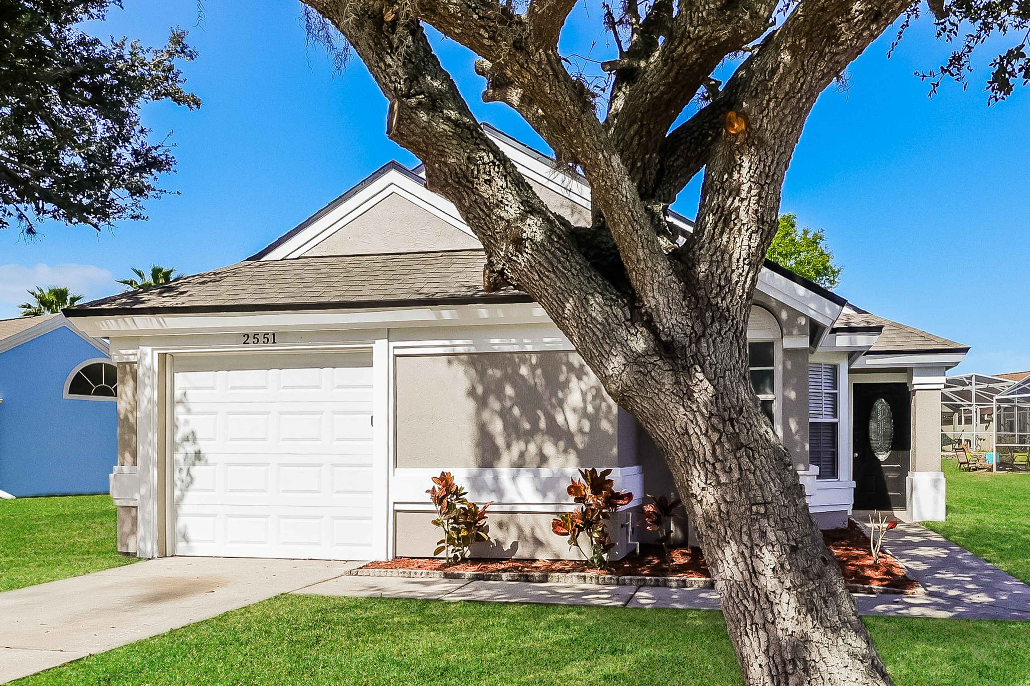 2551 DAVENPORT CIR KISSIMMEE, FL 34746